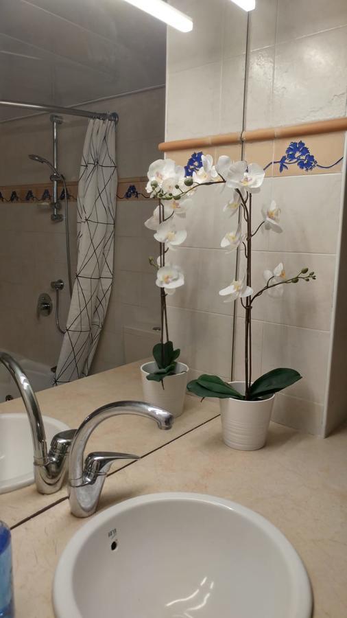 Pool & Garden Aparthotel Rehovot Luaran gambar